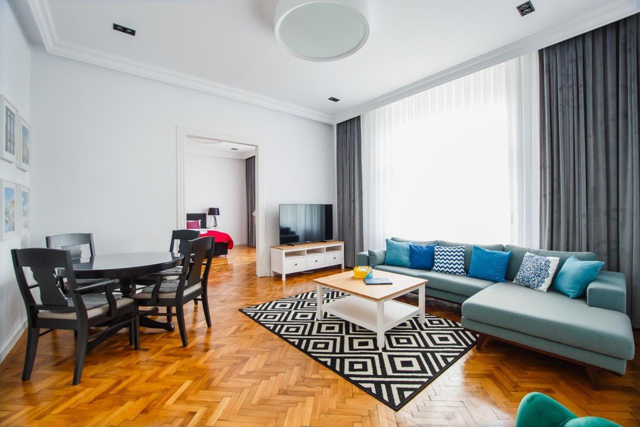 Spacious Riverviews Apartment Near Piata Unirii Oradea Buitenkant foto