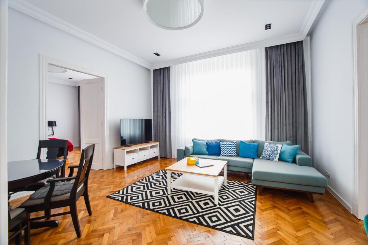 Spacious Riverviews Apartment Near Piata Unirii Oradea Buitenkant foto